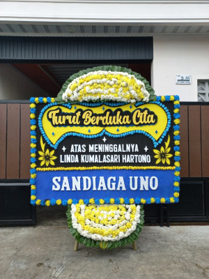 Papan Bunga Duka di Mangoli Selatan